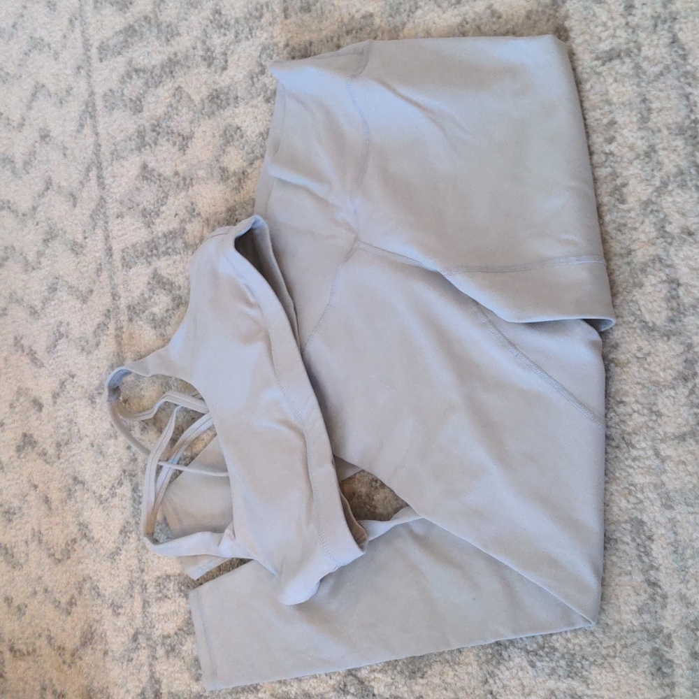 Skywear Threads Matching Set - image 1